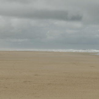 Plage des Landes avec tempête