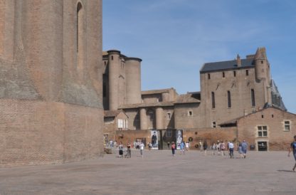 Panoramique vertical droite-gauche cathédrale d'Albi