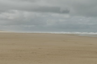 Plage des Landes avec tempête