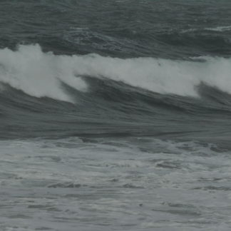 Vagues de tempête au téléobjectif